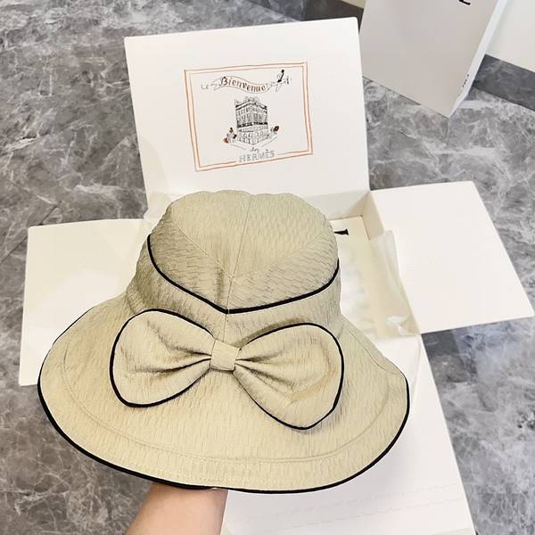 Miu Miu Hat MUH00105